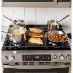  GE 30-inch Slide-in Gas Range with Griddle GGS500PVSS IMAGE 4