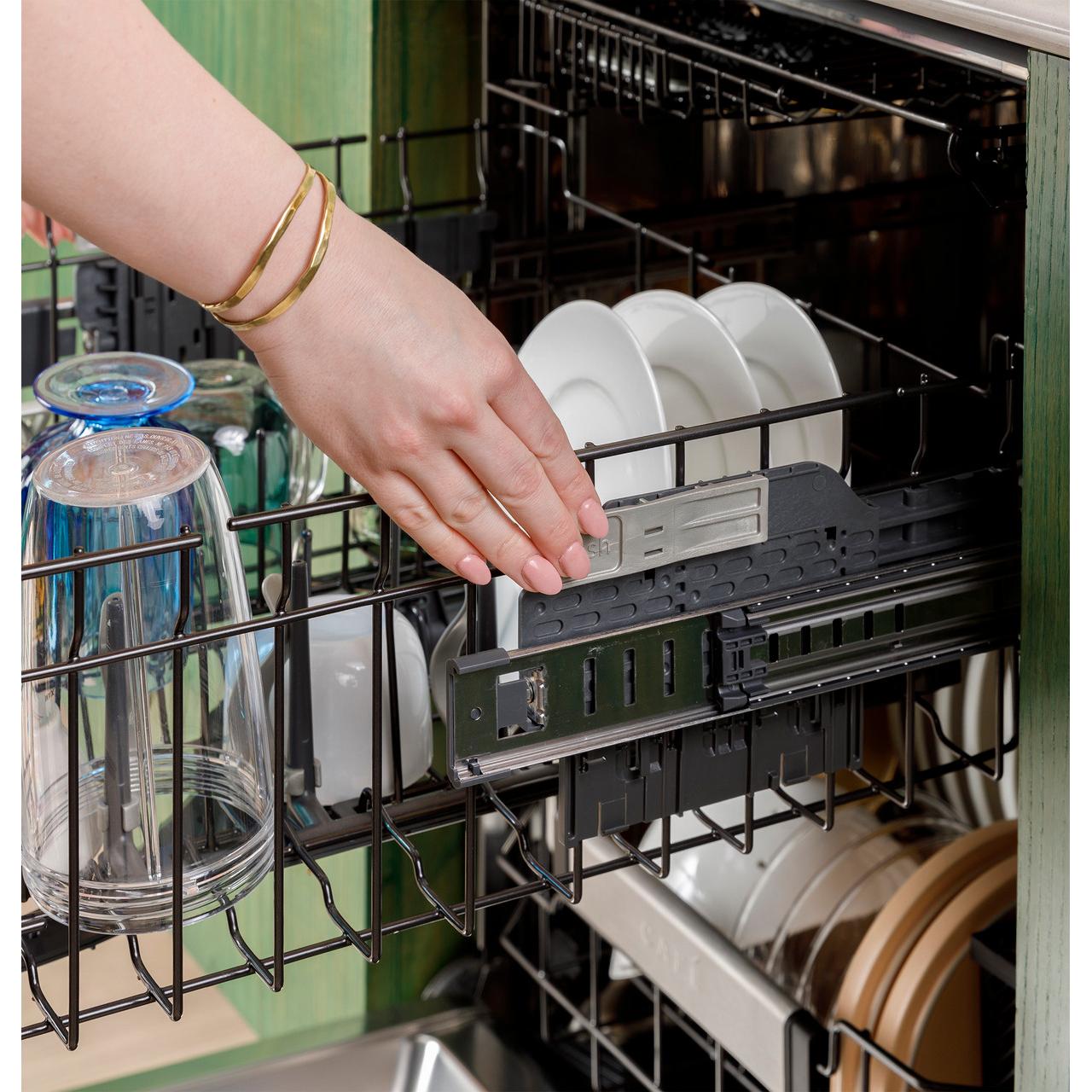  Café 24-inch Built-In Dishwasher with WiFi CDT888P4VW2 IMAGE 4