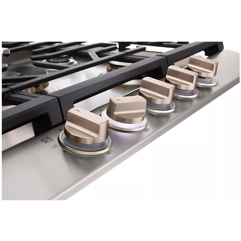  LG STUDIO 30-inch Built-in Gas Cooktop with UltraHeat™ Dual Burner CBGS3028N IMAGE 6