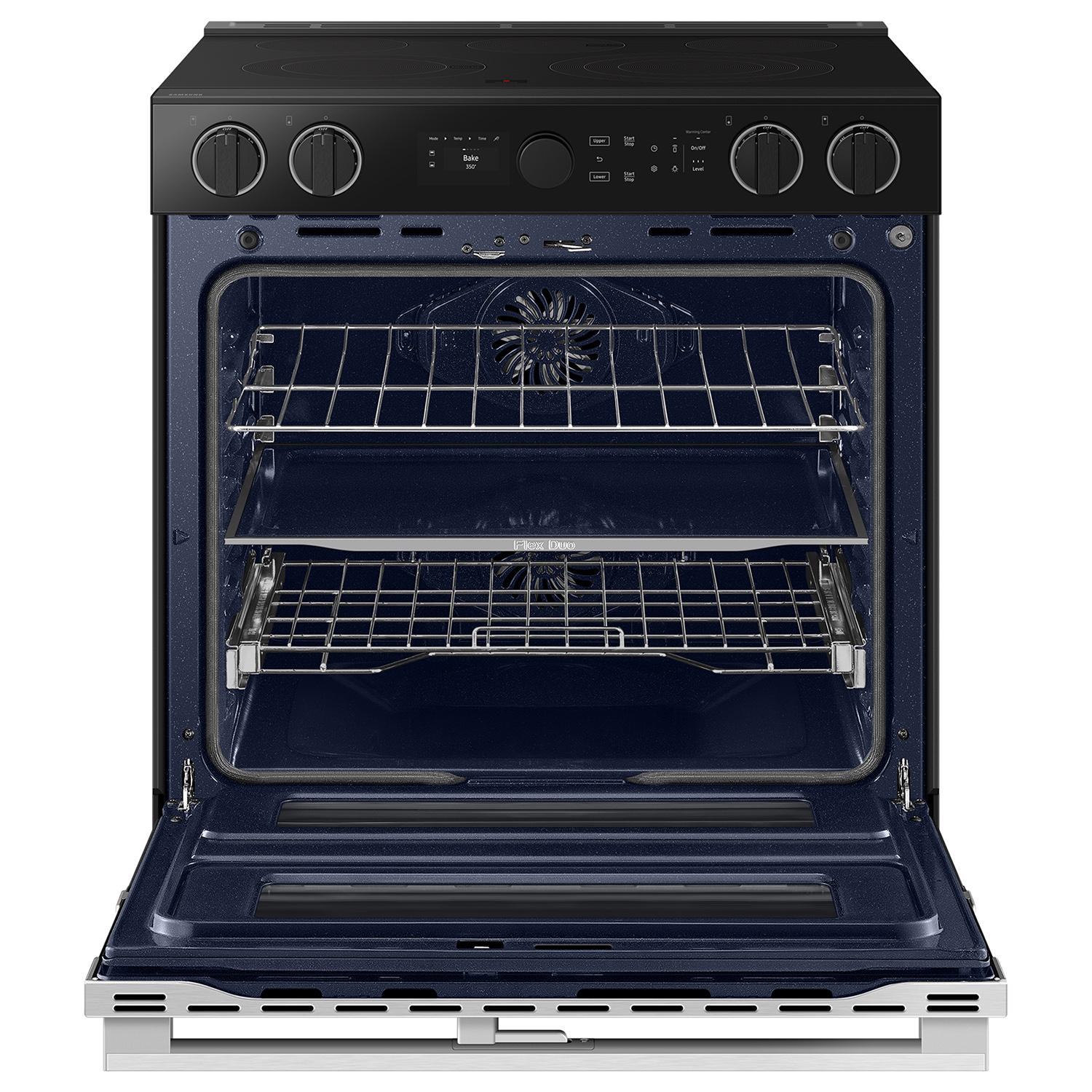  Samsung 30-inch Slide-in Electric Range with Wi-Fi NSE6DG8550SR/AA IMAGE 4