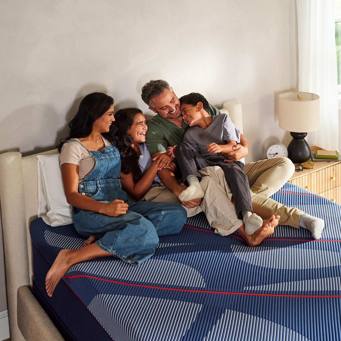  Sealy Albany II Medium Mattress (King) IMAGE 3