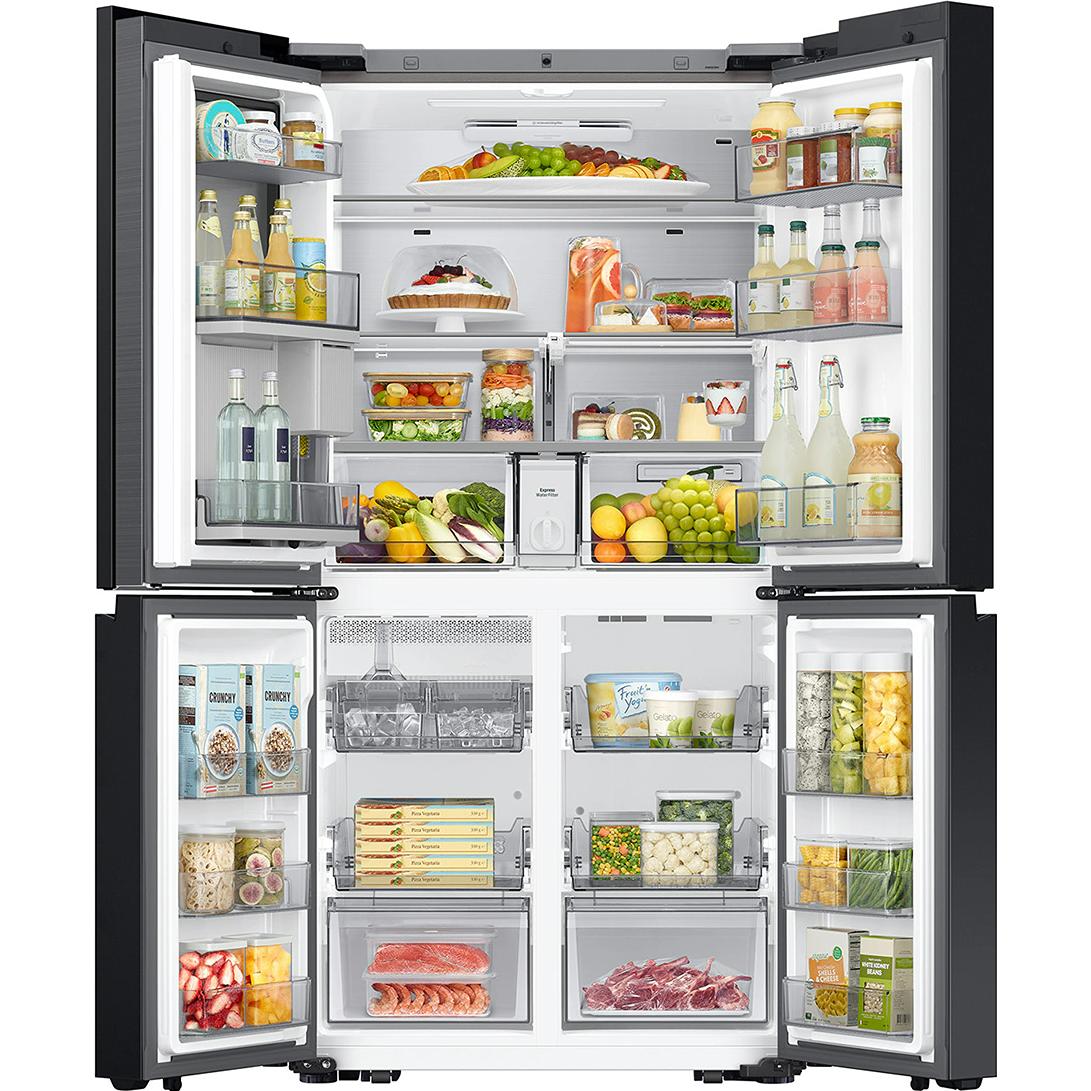  Samsung 29 cu. ft. 4-Door Flex™ Refrigerator with AI Family Hub™ RF29DB9900QDAA IMAGE 4