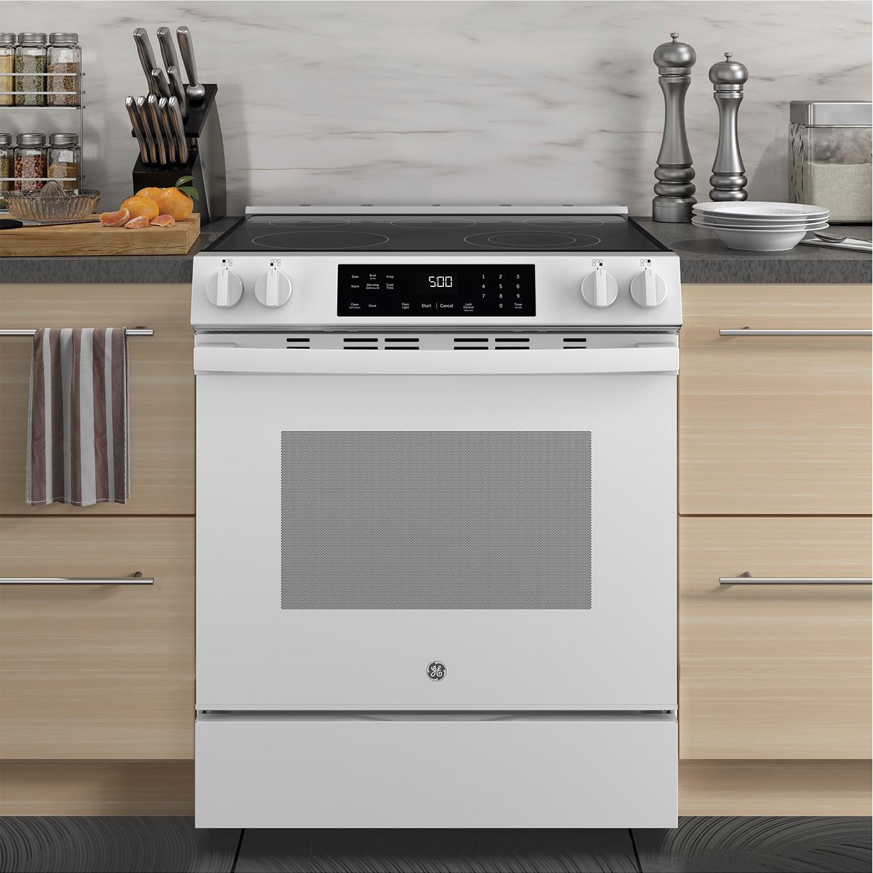  GE 30-inch Slide-in Electric Range with Crisp Mode GRS500PVWW IMAGE 6