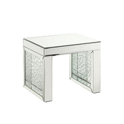 Mesa auxiliar rectangular Nysa Glam con base de trineo