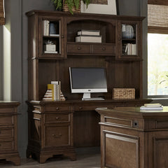 Credenza Hartshill de 66 pulgadas con 5 cajones y aparador en roble bruñido