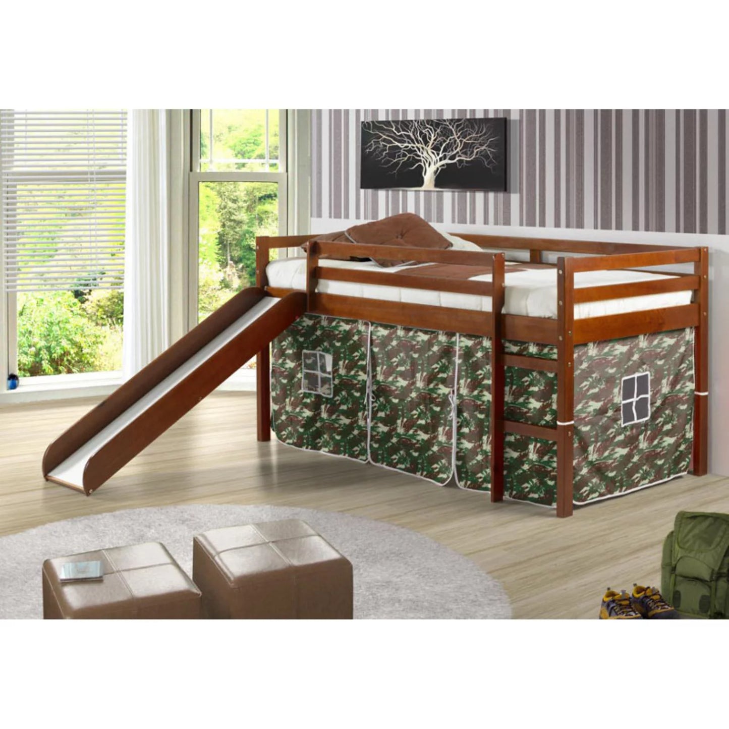 Cama tipo loft doble con tobogán