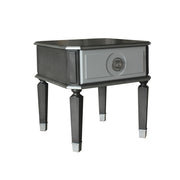 Mesa auxiliar cuadrada de la casa Beatrice