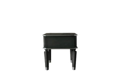 Mesa auxiliar cuadrada de la casa Beatrice