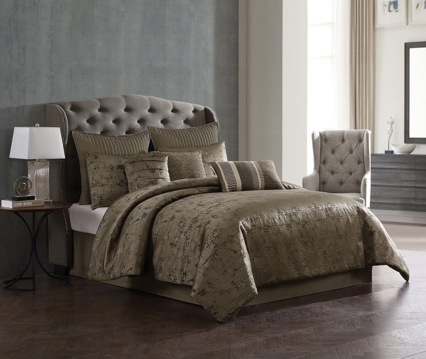 Dustin Mink Comforter Set