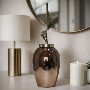26" Feist Small Urn W Topper