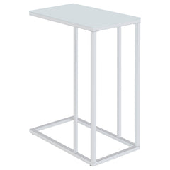 Mesa auxiliar de sofá en forma de C con tapa de cristal blanco Stella, cromada