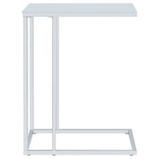 Mesa auxiliar de sofá en forma de C con tapa de cristal blanco Stella, cromada