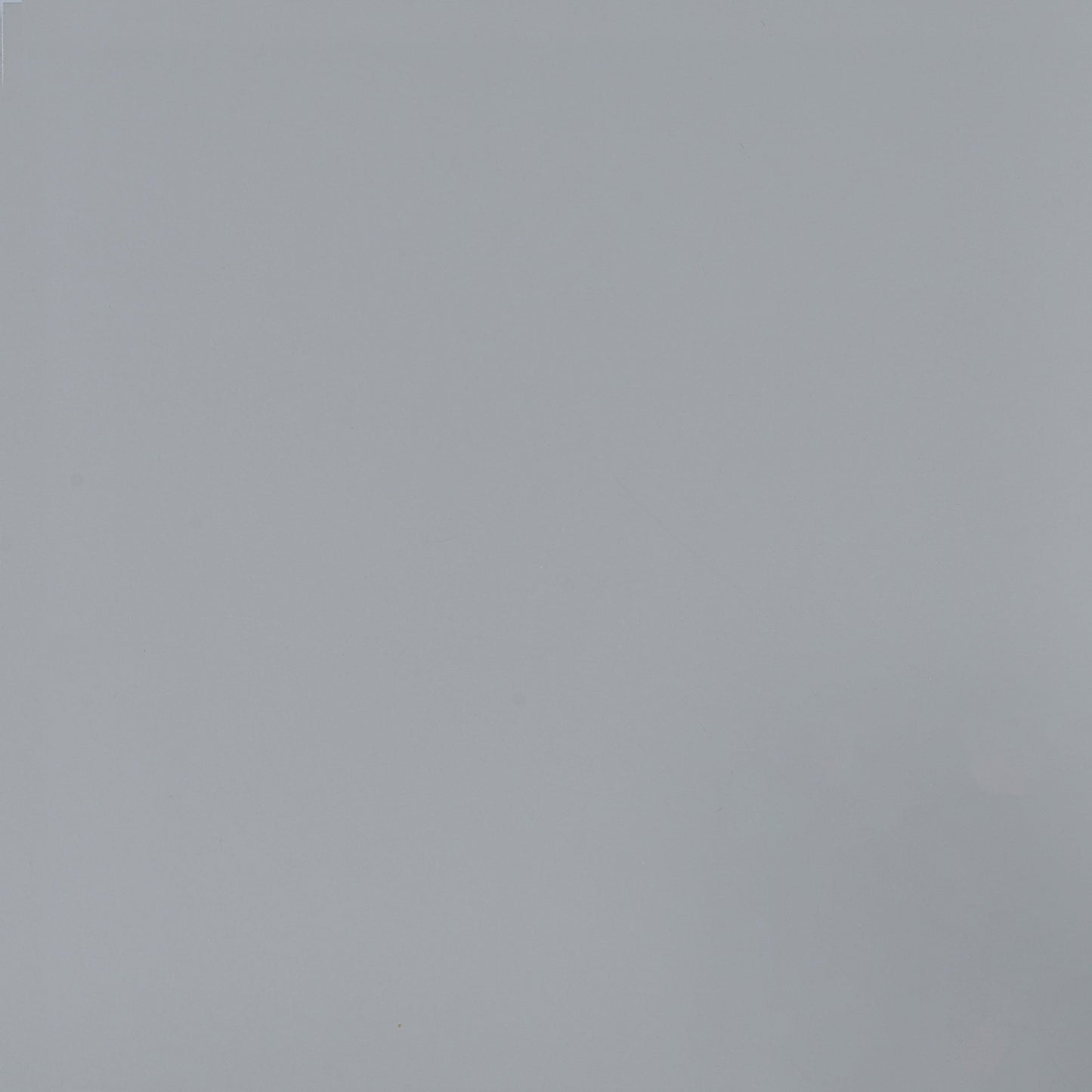 Perchero de madera independiente Devlin con 6 ganchos para sombreros, color gris