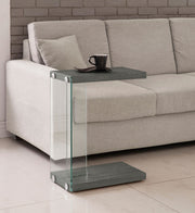 Mesa auxiliar Colby Engineered Wood en forma de C, color gris desgastado