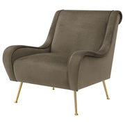 Sillón tapizado Ricci con brazos en forma de silla de montar en color piedra