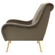 Sillón tapizado Ricci con brazos en forma de silla de montar en color piedra