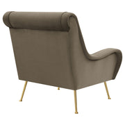 Sillón tapizado Ricci con brazos en forma de silla de montar en color piedra