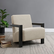 Sillón tapizado con acento Fitzroy Boucle color marfil