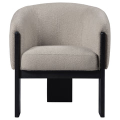 Silla decorativa Valdez Boucle con respaldo de barril tapizado en beige
