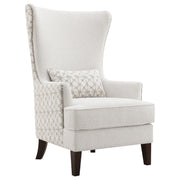 Sillón alto con respaldo alto tapizado Pippin, color Latte
