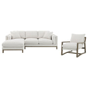 Sillón Ginebra Boucle tapizado con brazos de madera, color arena