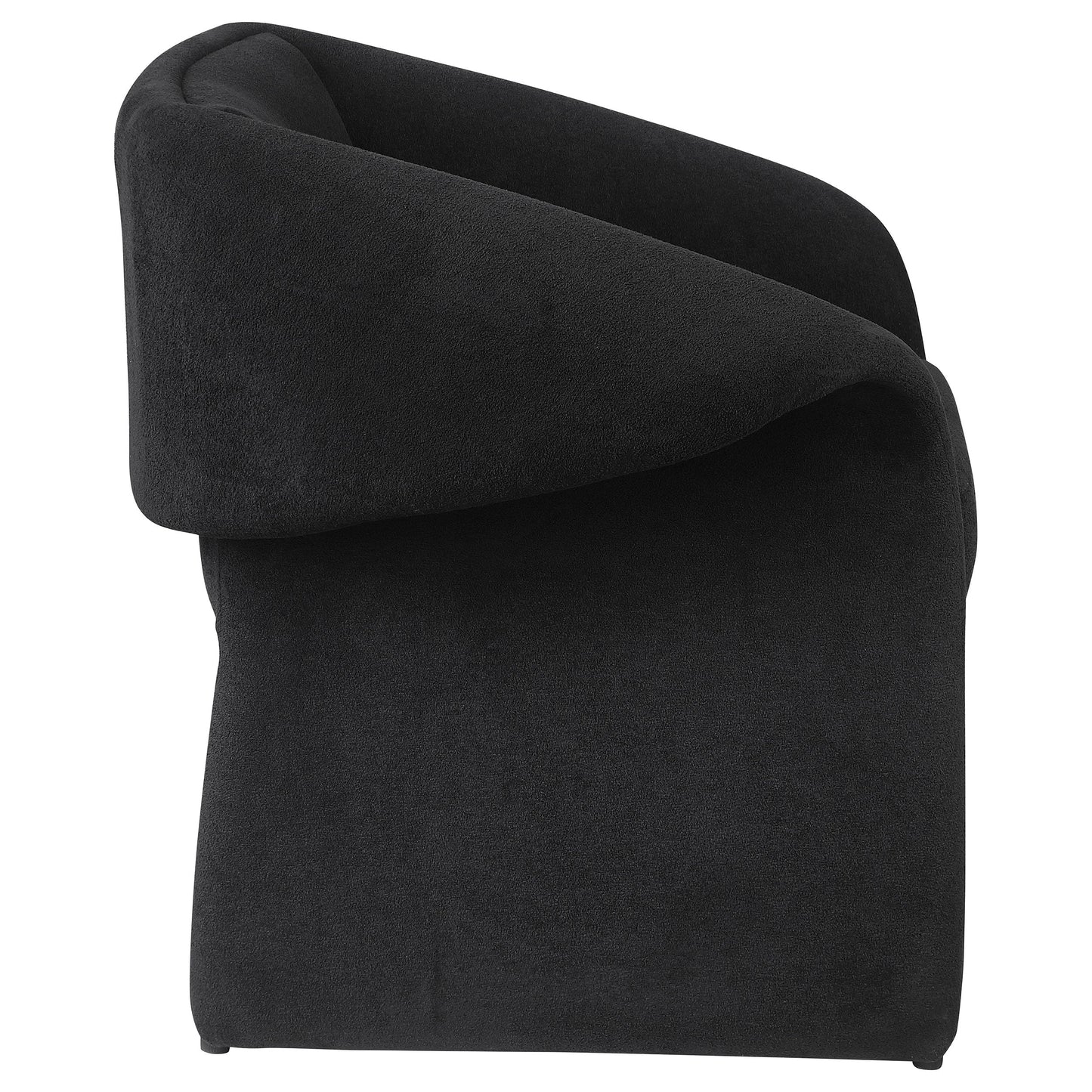 Sillón Ramsey tapizado con brazos inclinados, color miel