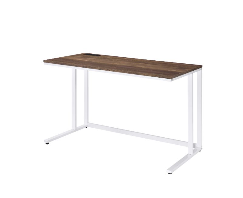 Escritorio Tyrese de 47" de largo con USB