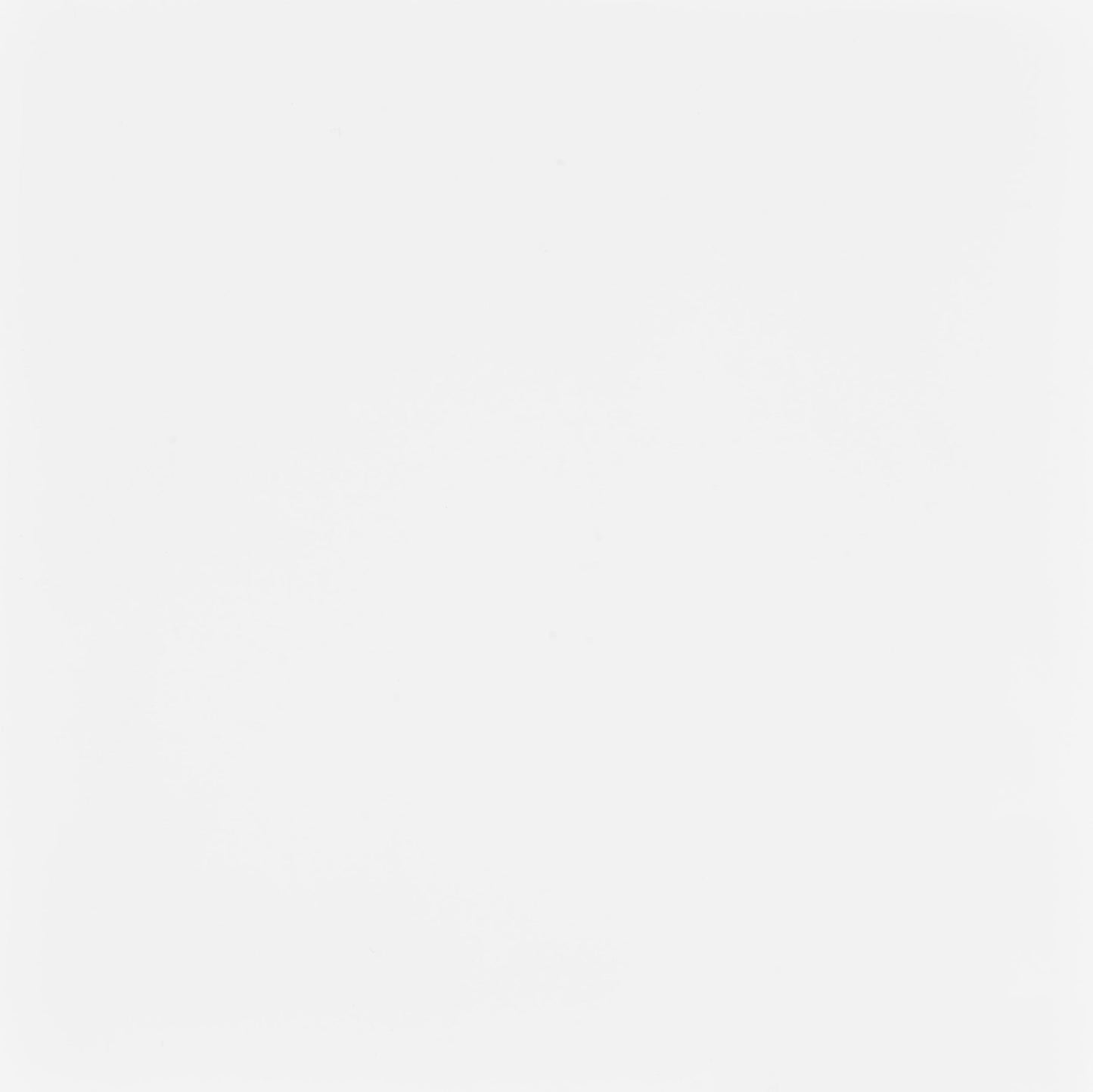 Mesa auxiliar de sofá rectangular en forma de C Dani, color nuez moscada rústica