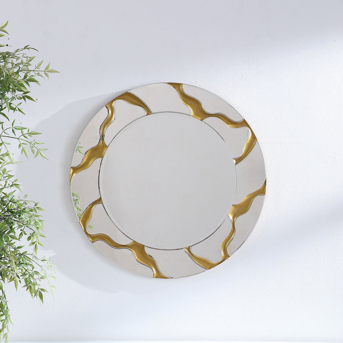 Espejo de pared redondo estilo Kintsugi Dorinda de 36 x 36 pulgadas, dorado