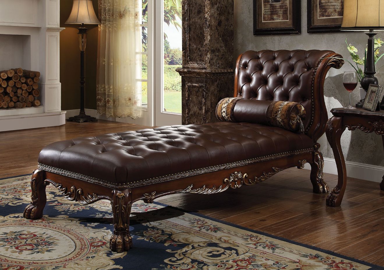 Chaise longue Dresden con respaldo y asiento capitoné con botones efecto cristal