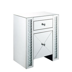 Mesa auxiliar Nysa con 1 cajón y 1 puerta