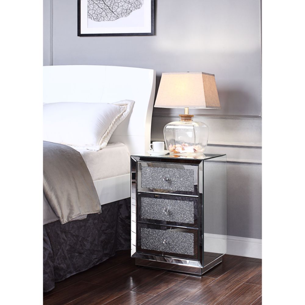 Noralie Accent Table - Mirrored & Faux Diamonds (18''W x 14''D x 26''H)