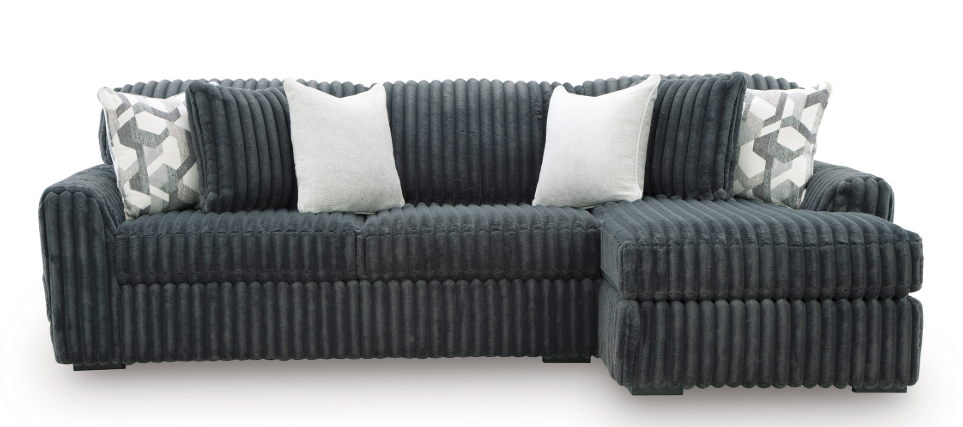 Midnight-Madness 3PC Sectional with Chaise