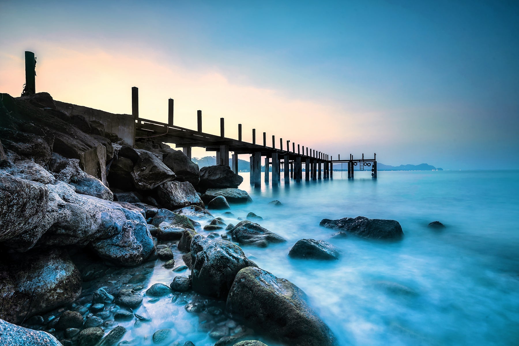 ''Foggy Pier Serenity'' Tempered Glass