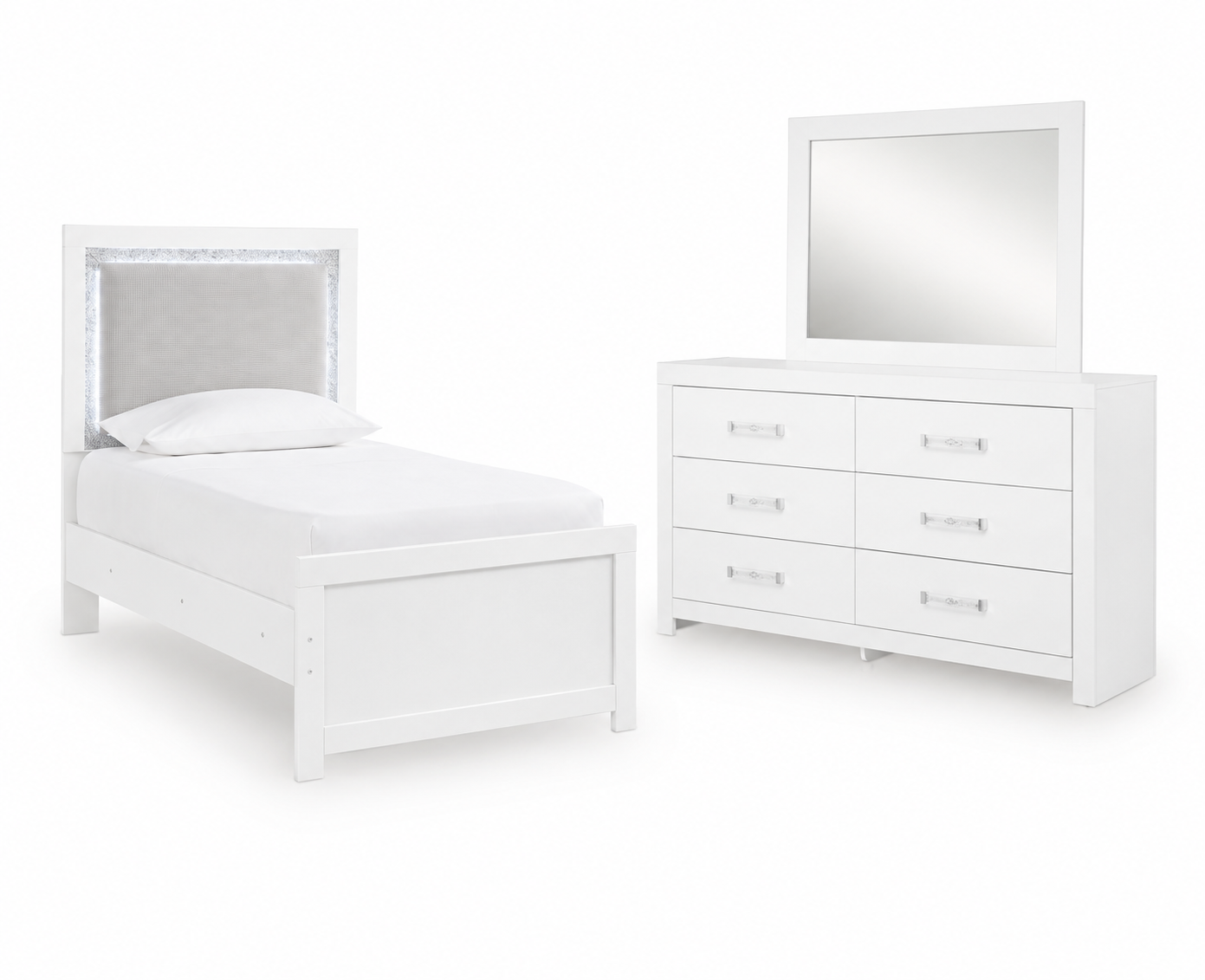 Raechalla 3PC Bedroom Set in White