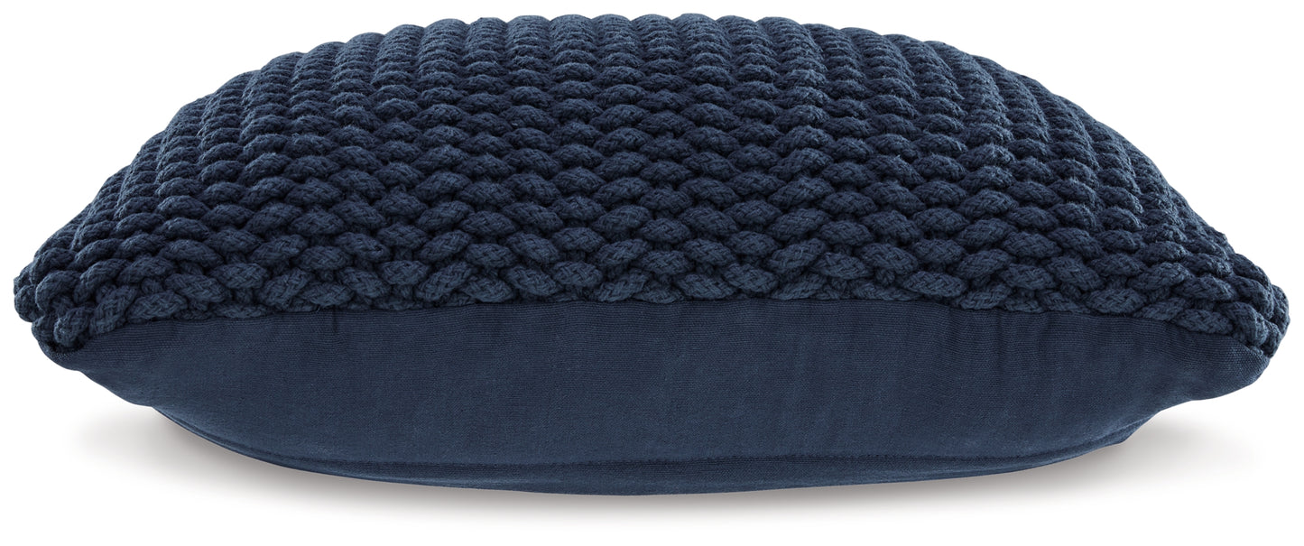 Renemore Pillow (4/CS)