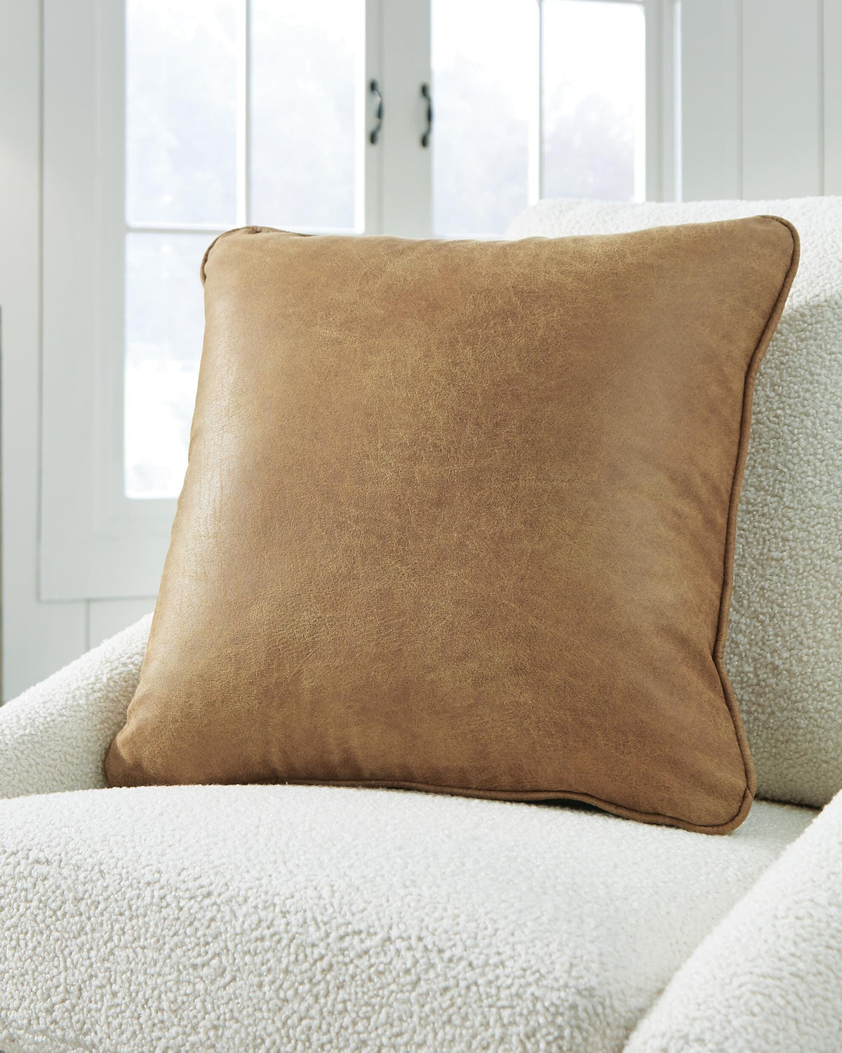 Cortnie Pillow (4/CS)