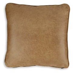 Cortnie Pillow (4/CS)