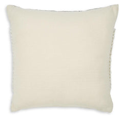 Rowcher Pillow