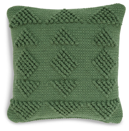 Rustingmere Pillow (4/CS)
