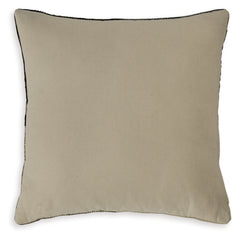 Adrielton Pillow (4/CS)