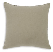 Jayner Pillow (4/CS)