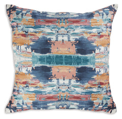 Kennick Pillow (4/CS)