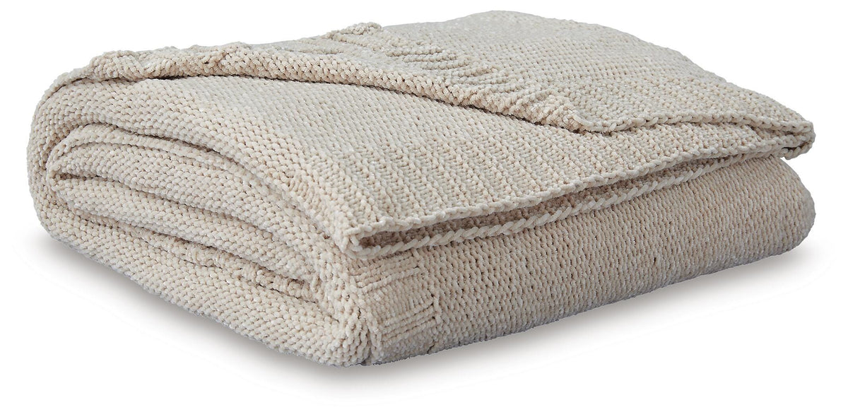Anawood Throw (3/CS)