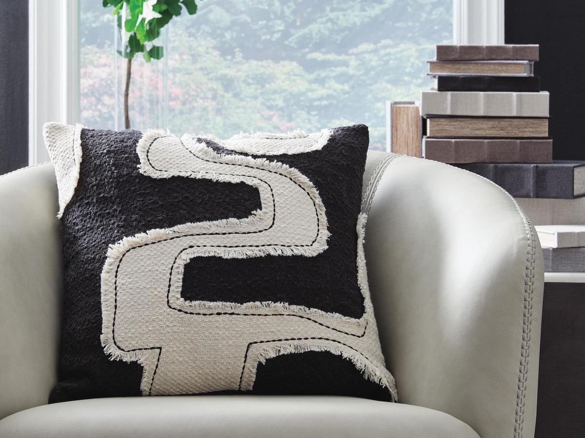 Veerbank Pillow (4/CS)