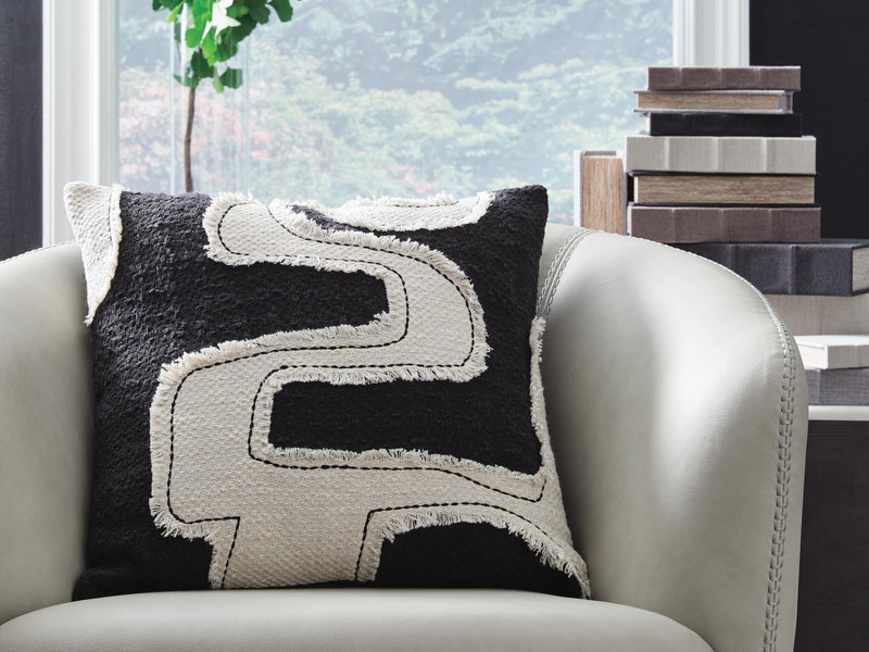 Veerbank Pillow (4/CS)