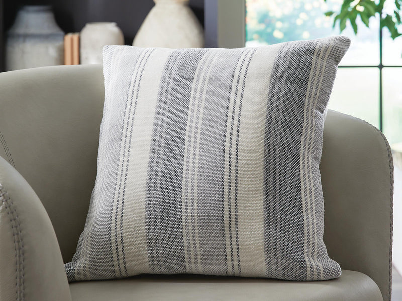 Adikus Pillow (4/CS)