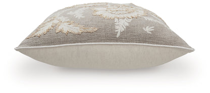 Viveka Pillow (4/CS)