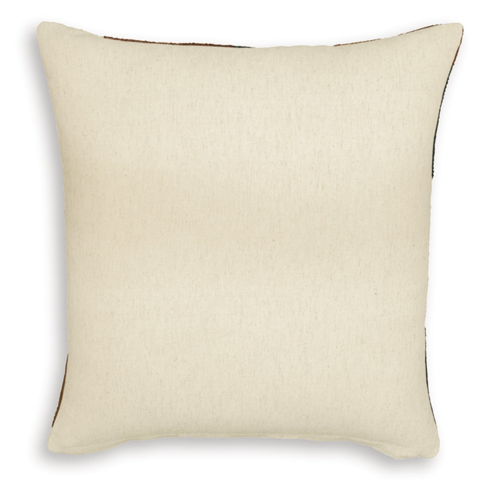 Hallam Pillow (4/CS)