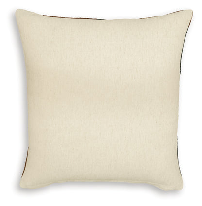 Hallam Pillow (4/CS)